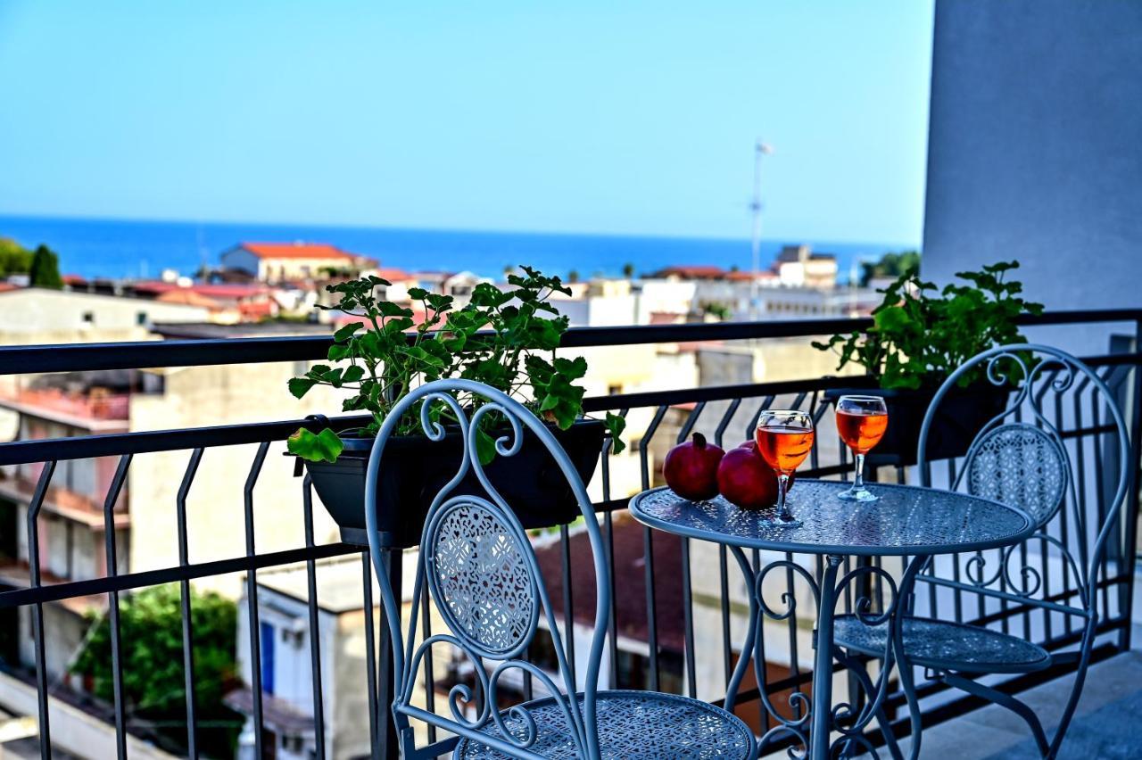 Kore Suites&Apartments Locri Zewnętrze zdjęcie